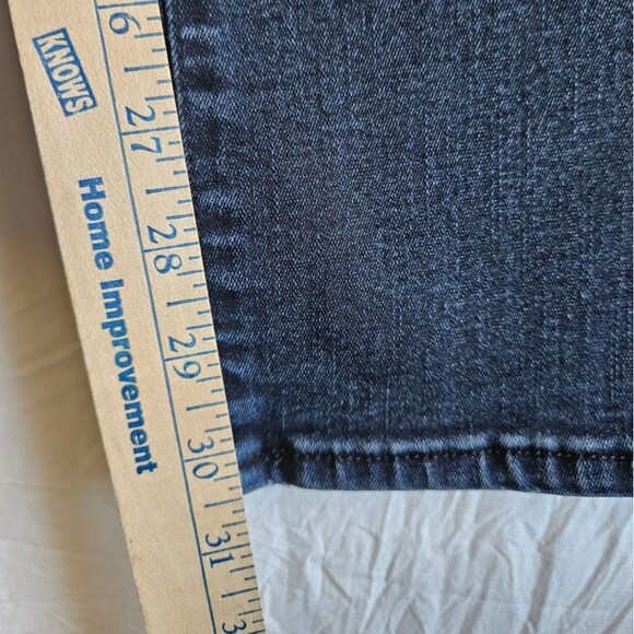 Levi's 512 Jeans Women’s 8M (28x30.5) Perfectly Slimming Skinny Leg Mid Rise GUC - Picture 5 of 10